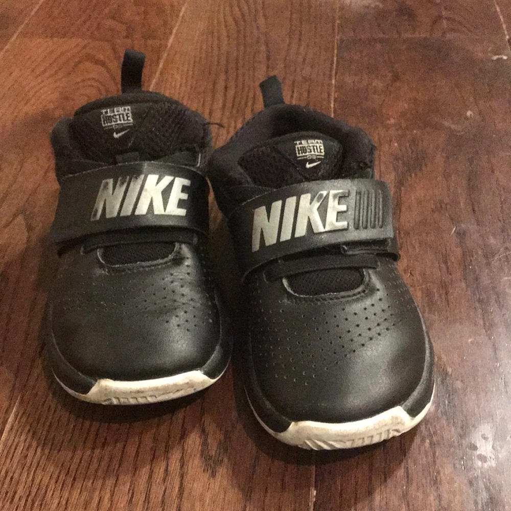 Size 10c boys Nike shoes